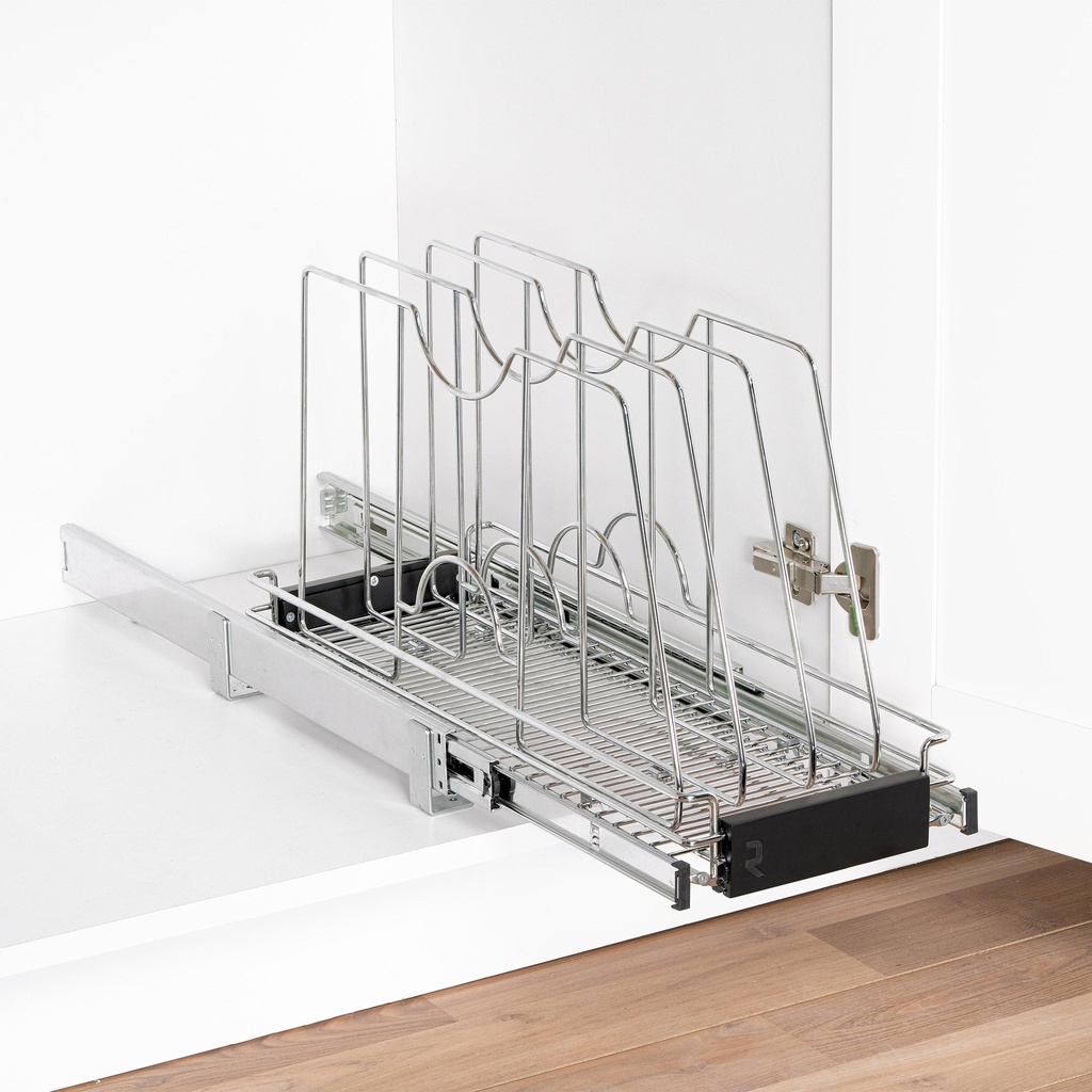 Richelieu Adjustable Pull-Out Pan Divider 3344150 - 3
