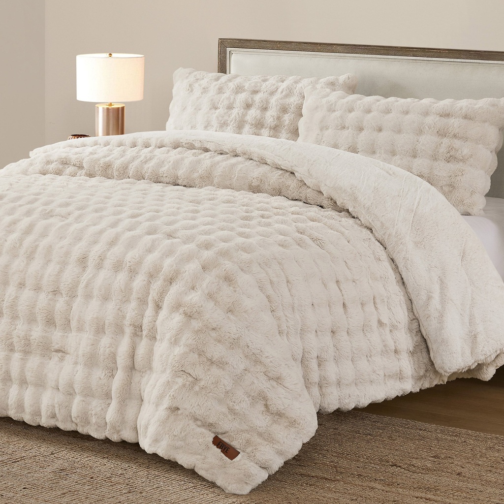 FRYE 3-piece Faux Fur Comforter Set - 9628503